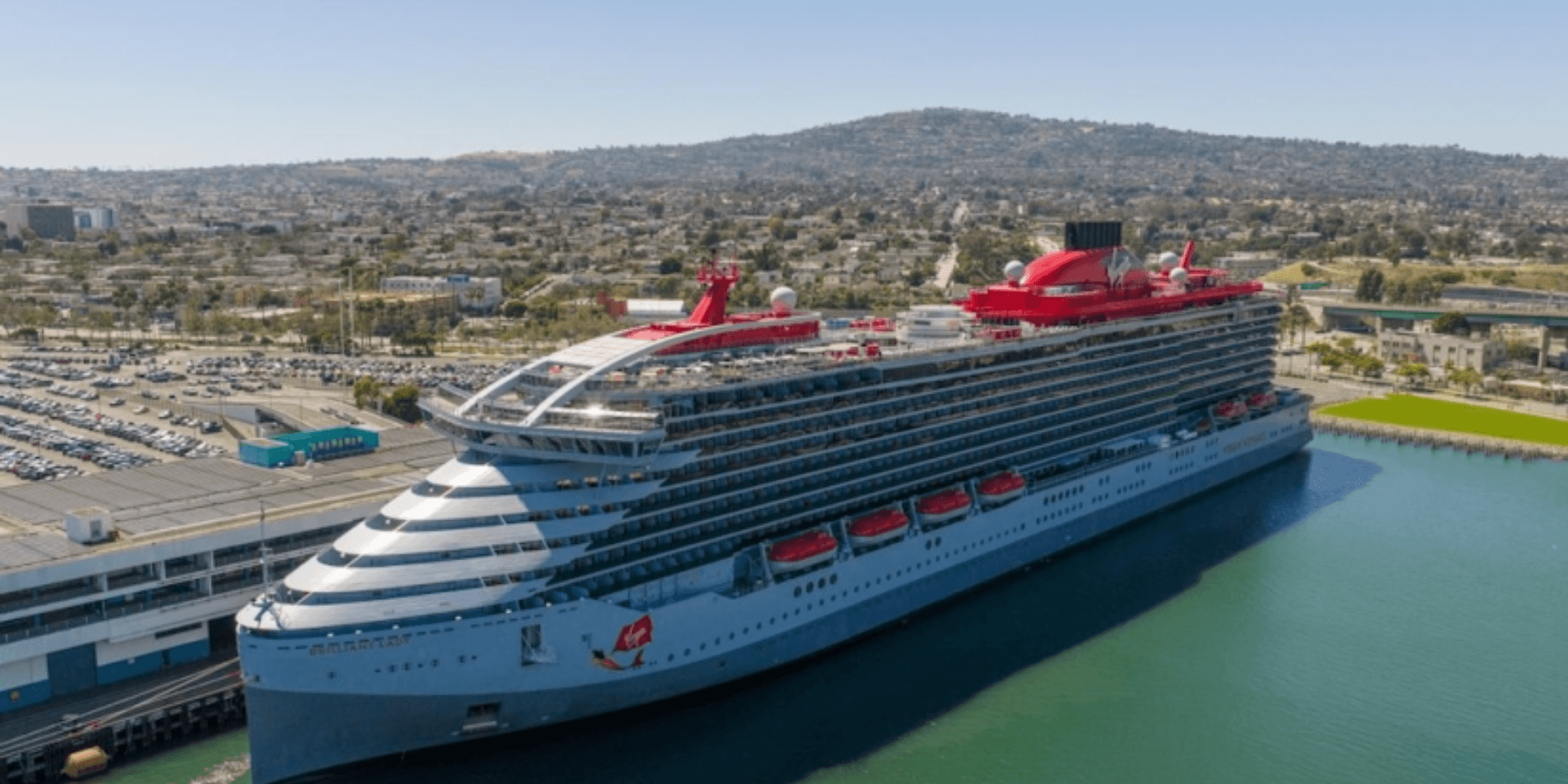 Brilliant Lady llega a Hollywood: El debut cinematográfico de Virgin Voyages en Los Ángeles